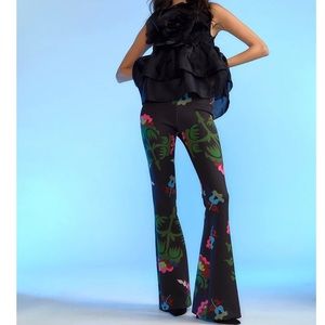 Cynthia Rowley Bonded Pants size 4. Brand new with tags.